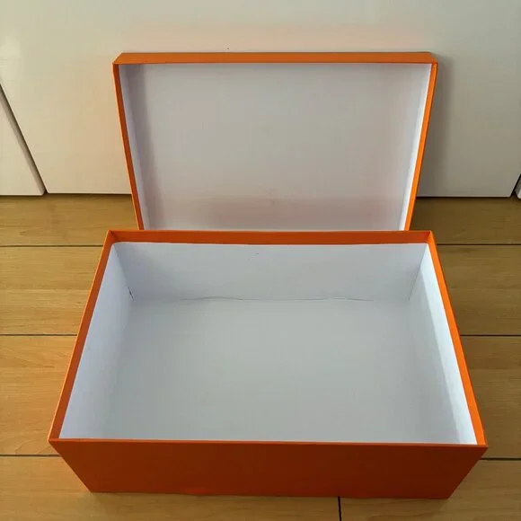 Hermes empty shoe box with ribbon - Picture 10 of 10
